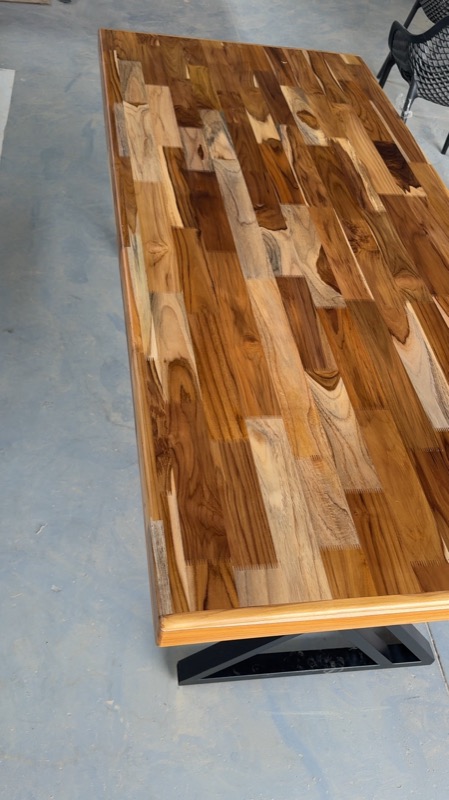 Tampo em painel finger joint